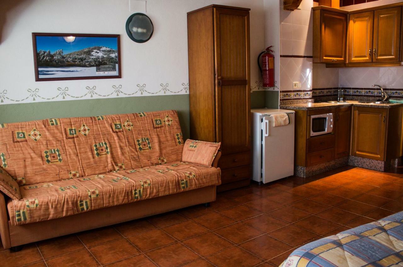 Pension Mariola Agres Bagian luar foto