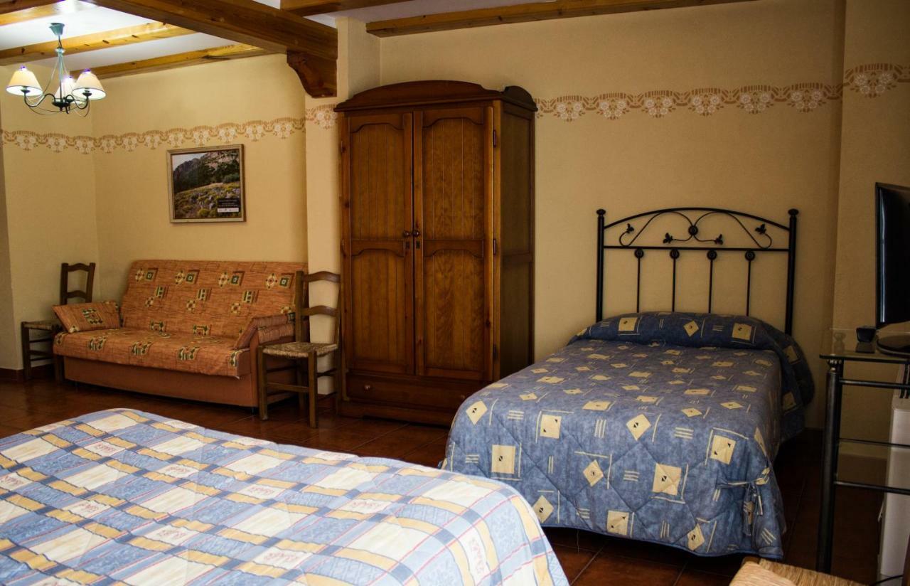 Pension Mariola Agres Bagian luar foto