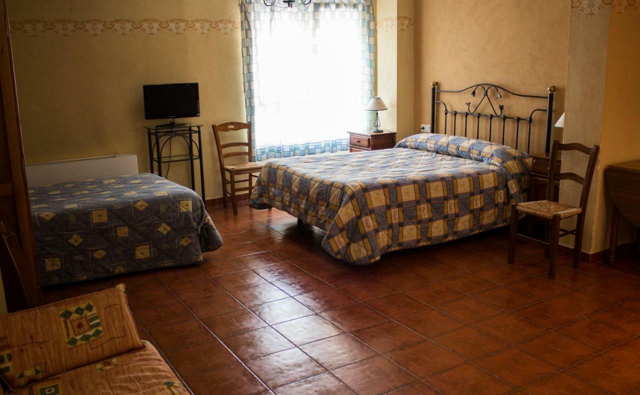 Pension Mariola Agres Bagian luar foto