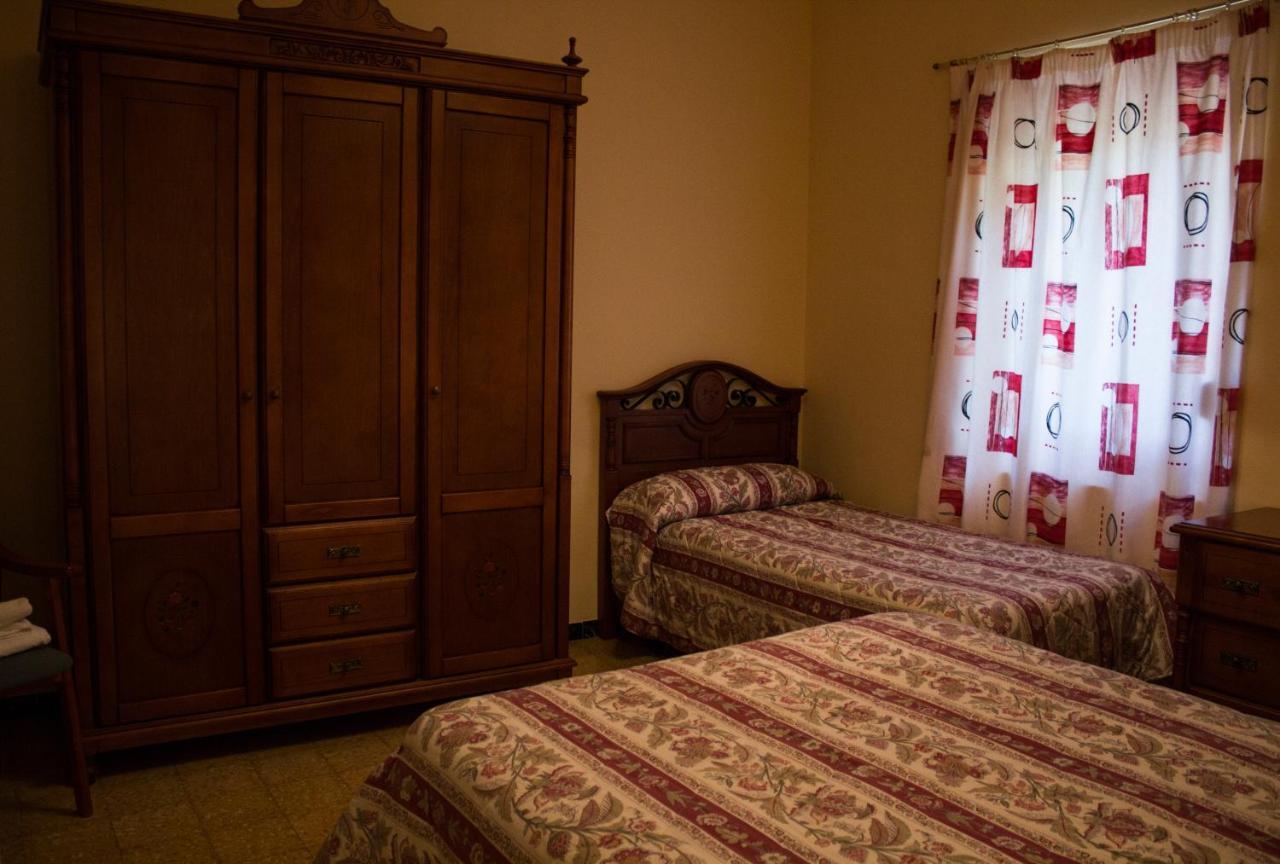 Pension Mariola Agres Bagian luar foto
