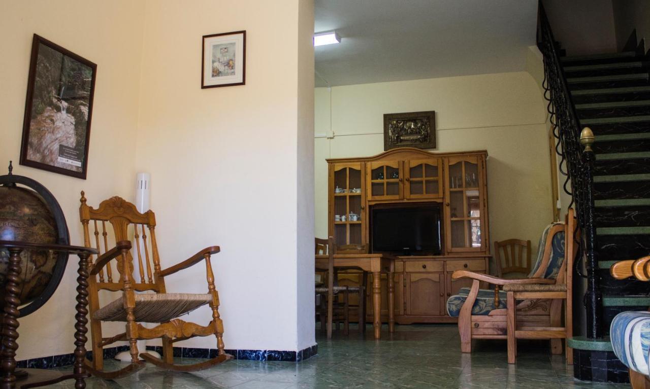 Pension Mariola Agres Bagian luar foto